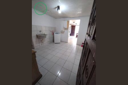 2_photo/94ce6aff3b.49e5f4e107e90c19-ATLAS-d8de2261-7ad9-4360-bc9a-f8c8f6d29061.jpg de casa à venda com 3 quartos, 200m² em Recreio da Borda do Campo, Santo André