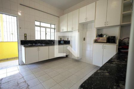 8_photo/94ce6aff3d.c73b78bac5a2f3b6-ATLAS-68d9ad5c-9bc5-494b-9a85-8196db324951.jpg de casa à venda com 3 quartos, 1044m² em Recreio da Borda do Campo, Santo André