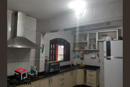 8_photo/94ce6b1df1.c73b78bac5a2f3b6-ATLAS-8fc3ec31-9e7c-4096-b02f-25b63ada700f.jpg de casa à venda com 3 quartos, 250m² em clube de campo, Santo André