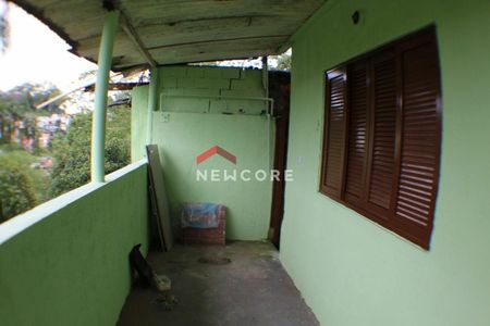 9_photo/94ce6b2149.6e9143fe3d472e43-ATLAS-33cab4a3-1108-4312-a423-7e3d15e0d8d4.jpg de casa à venda com 5 quartos, 220m² em Recreio da Borda do Campo, Santo André