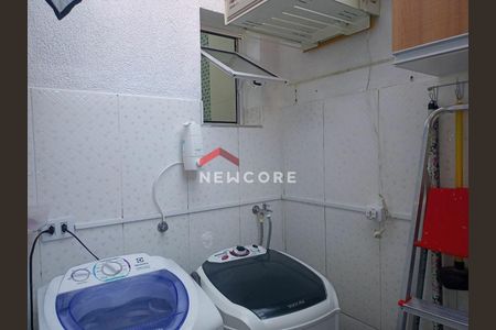 19_photo/94ce709f11.c48b7c1e58d559fc-ATLAS-21838d6c-81be-49b6-84eb-9a79d91ef03a.jpg de casa à venda com 2 quartos, 71m² em Vila Figueira, Suzano