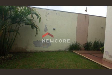 8_photo/94ce709f11.c48b7c1e58d559fc-ATLAS-7315efaf-08d3-43e3-bd6c-aa0ff9d5d934.jpg de casa à venda com 2 quartos, 71m² em Vila Figueira, Suzano