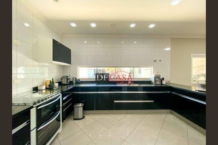 12_photo/94ce70a37d.cba3da746242e602-ATLAS-dae7fbdf-c19e-4e8d-9609-34e556b3c8e3.jpg de casa à venda com 6 quartos, 627m² em Jardim Lincoln, Suzano