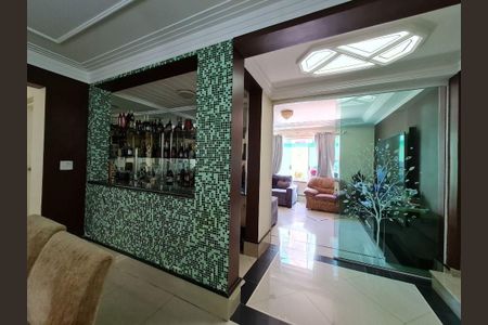 7_photo/94ce70a3bf.7a69ff73eb43ff8d-ATLAS-29952876-f227-472e-9e09-15839f0fdb1b.jpg de casa à venda com 6 quartos, 528m² em Jardim Lincoln, Suzano