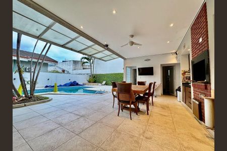 2_photo/94ce70a3f1.ceff8192393c33de-ATLAS-02e7a75c-2342-4b8d-8e16-63da1aba16d9.jpg de casa à venda com 5 quartos, 301m² em Jardim Lincoln, Suzano