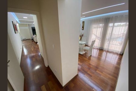 6_photo/94ce70a413.49e5f4e107e90c19-ATLAS-0b77778c-2d36-4f26-b3f7-19e7a4801a3d.jpg de casa à venda com 4 quartos, 413m² em Jardim Lincoln, Suzano