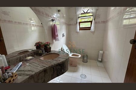 5_photo/94ce70a7e7.05acccb2dbb53537-ATLAS-0c83aed4-368f-4bf4-b32d-8249bce099de.jpg de casa à venda com 4 quartos, 271m² em Vila Urupes, Suzano