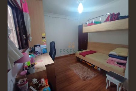 2_photo/94ce70a8ed.719fbdc320448c84-ATLAS-1793822c-9707-4d8c-89a8-7c6a577fc08f.jpg de casa à venda com 3 quartos, 238m² em Vila Urupes, Suzano