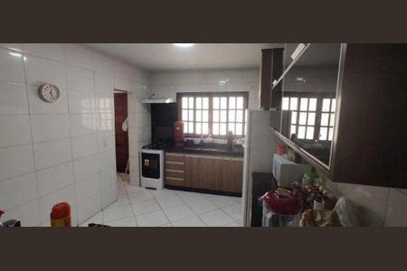 12_photo/94ce70b017.2f15d505e37c7ac5-ATLAS-a95b1d69-a453-499a-8336-d4c2e3e2c5bb.jpg de casa à venda com 2 quartos, 208m² em Jardim Luella, Suzano