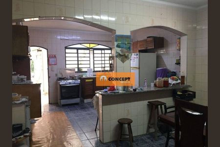 6_photo/94ce70b0a9.dc8bbd111761e841-ATLAS-1f9cef69-e2f9-4298-aa3e-17003aab418e.jpg de casa à venda com 2 quartos, 207m² em Jardim Cacique, Suzano