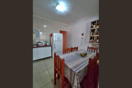 7_photo/94ce70b6ab.9034fee1f2a82cec-ATLAS-38b3b08e-03f9-4db9-b0e2-13efc435c6d2.jpg de casa à venda com 3 quartos, 209m² em Jardim Cacique, Suzano