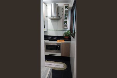 4_photo/94ce70ba0b.07f29284d16cc936-ATLAS-37ad6539-d2cb-463a-b0e0-a39fdaec4edd.jpg de casa à venda com 4 quartos, 212m² em Jardim Cacique, Suzano