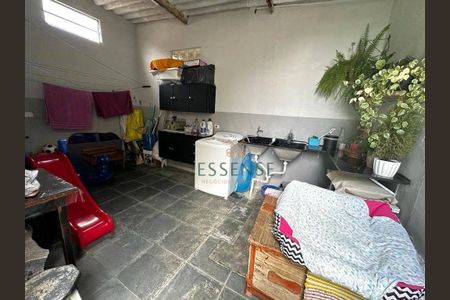 10_photo/94ce70c889.9845a183adc4e21d-ATLAS-96c0bb2e-65d6-4bd7-b3ef-4634f58e8250.jpg de casa à venda com 3 quartos, 128m² em Vila Colorado, Suzano