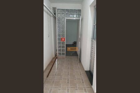 5_photo/94ce7b2e21.c54d8ccd00eda198-ATLAS-1b758b3e-4102-401d-af56-9c5a44cd86ca.jpg de casa para alugar com 3 quartos, 237m² em Vila Aurea, Poá