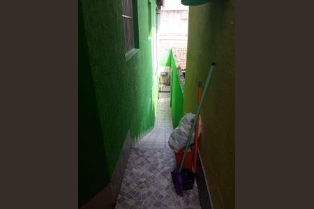 5_photo/94ce7b3a6b.0b41dd9f8e6ad8d9-ATLAS-2c5b57fd-c3bc-4967-97b2-bfa7d3c9f681.jpg de casa à venda com 2 quartos, 210m² em Jardim Medina, Poá