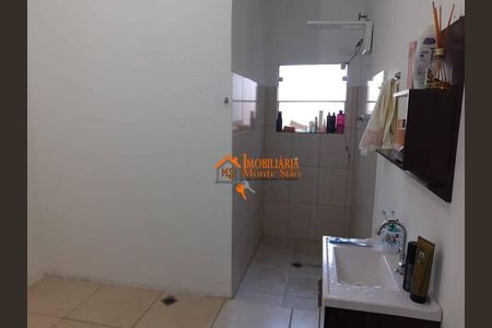 6_photo/94ce8810cf.2fed7e95ddef69d8-ATLAS-7a10378a-9b9e-4a3b-b127-c8eab056debb.jpg de casa à venda com 2 quartos, 150m² em Jardim Alamo, Guarulhos