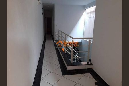 5_photo/94ce8810e5.ceff8192393c33de-ATLAS-4e13be71-ffbe-4d5a-9280-d0824e37d0d5.jpg de casa à venda com 2 quartos, 150m² em Jardim Alamo, Guarulhos