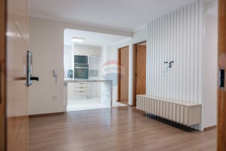 5_photo/94ce8817b3.db01357aa49deb94-ATLAS-577f86dc-9c78-4f1b-b23e-88a62a6855fb.jpg de apartamento à venda com 2 quartos, 78m² em Vila Nova Bonsucesso, Guarulhos