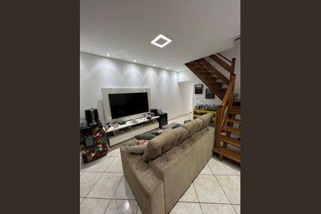 8_photo/94ce881a55.ae537c11cfa6cc3a-ATLAS-a453cc8d-fe4e-4ba0-9824-bb52a2cee030.jpg de casa à venda com 3 quartos, 125m² em Jardim Alamo, Guarulhos