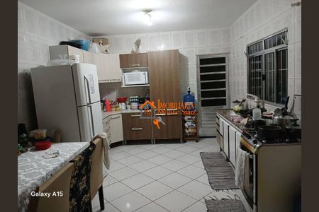 7_photo/94ce8828d3.ceff8192393c33de-ATLAS-b01abeb0-4bec-4a0b-b458-7f307de88a6c.jpg de casa à venda com 1 quarto, 125m² em Jardim Alamo, Guarulhos