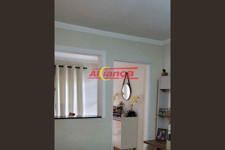 4_photo/94ce882c95.7d7cd26502cd9021-ATLAS-1f725506-686a-439d-bfdd-8d7fa8d6fad6.jpg de casa à venda com 3 quartos, 200m² em Jardim Fatima, Guarulhos