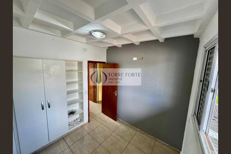 4_photo/94ce88389d.49e5f4e107e90c19-ATLAS-3d0d7324-9e8f-4fa0-8b9e-4659e85f8ba6.jpg de casa à venda com 2 quartos, 56m² em Vila Nova Bonsucesso, Guarulhos