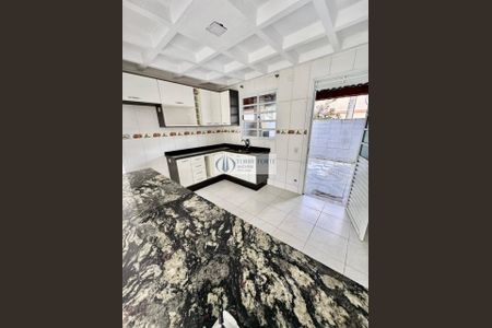 2_photo/94ce88389d.49e5f4e107e90c19-ATLAS-3d8f5d39-413f-42f2-a068-dfbfa97cb85b.jpg de casa à venda com 2 quartos, 56m² em Vila Nova Bonsucesso, Guarulhos