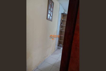 7_photo/94ce88390b.d00588b39bb74d6d-ATLAS-fa35d4fa-638c-4096-a8b5-e51064390cd9.jpg de casa à venda com 3 quartos, 125m² em Vila Nova Bonsucesso, Guarulhos
