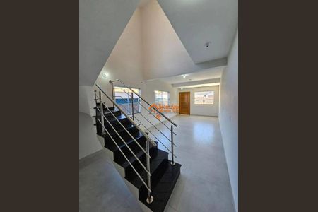 2_photo/94ce883a5b.df698397b58aff86-ATLAS-107c2d30-0e63-466e-8de0-2c4bc0048b2c.jpg de casa à venda com 3 quartos, 120m² em Vila Nova Bonsucesso, Guarulhos