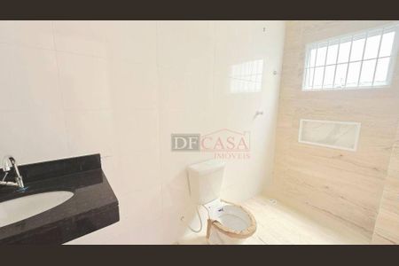 2_photo/94ce8843a1.ed4f9904fc8225d3-ATLAS-3d1d79e9-6b4d-4bc1-b08d-f2fe5a668a75.jpg de casa à venda com 3 quartos, 108m² em Vila Carmela II, Guarulhos