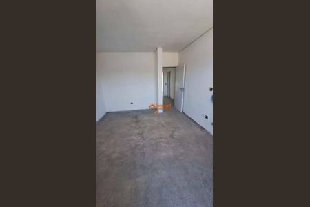 11_photo/94ce8843f5.18d35e9b3b089d06-ATLAS-75b26c5a-44e7-4e2d-9b3e-680d60fb7603.jpg de casa à venda com 3 quartos, 225m² em Jardim Presidente Dutra, Guarulhos