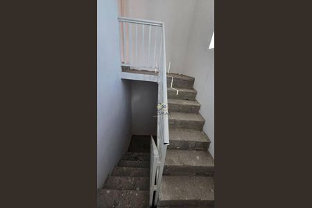 7_photo/94ce8844d7.40d3553e69f4c356-ATLAS-56dfeaae-3d7d-4e73-a3e2-10957101fb0a.jpg de casa à venda com 2 quartos, 76m² em Jardim Presidente Dutra, Guarulhos