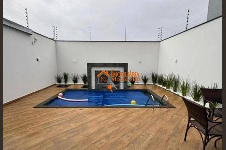 8_photo/94ce8844e5.c1dc00249eefaead-ATLAS-973bd09e-516c-4ca1-95ad-873f3b655b8d.jpg de casa à venda com 3 quartos, 175m² em Jardim Presidente Dutra, Guarulhos