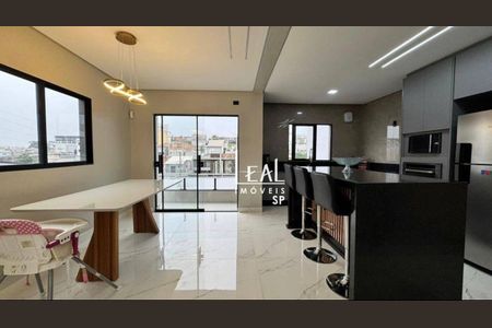 4_photo/94ce8844f5.25455fa0319f7df8-ATLAS-a29a9403-84fc-4dcc-b68a-b775f5dc7435.jpg de casa à venda com 3 quartos, 175m² em Jardim Presidente Dutra, Guarulhos