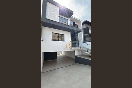 2_photo/94ce884501.3c20d05746a6d1b7-ATLAS-2fbdbba8-d2cd-4f67-a715-cafb999ac9c3.jpg de casa à venda com 3 quartos, 203m² em Jardim Presidente Dutra, Guarulhos