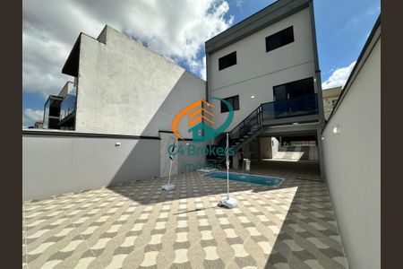 4_photo/94ce88452f.1ad5fb952b026013-ATLAS-326d2fb5-8e45-417e-a237-dd099fdb9cae.jpg de casa à venda com 3 quartos, 190m² em Jardim Presidente Dutra, Guarulhos