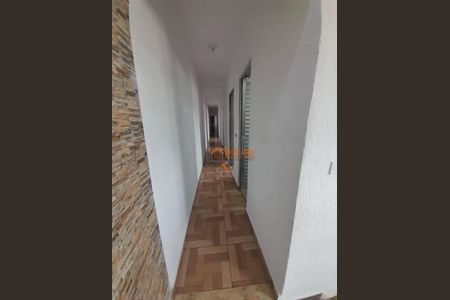 2_photo/94ce884595.ceff8192393c33de-ATLAS-1b286bae-9e91-4e16-9d6a-6bcb91ad8ef2.jpg de casa à venda com 5 quartos, 150m² em Vila Carmela II, Guarulhos