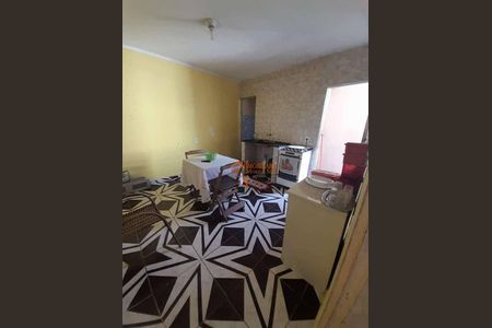 2_photo/94ce884595.ceff8192393c33de-ATLAS-87bfcc50-edc8-4f17-b176-511009d9c824.jpg de casa à venda com 5 quartos, 150m² em Vila Carmela II, Guarulhos