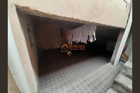 3_photo/94ce884595.ceff8192393c33de-ATLAS-9ad5d616-e367-43f1-b8b5-b5d318e1900a.jpg de casa à venda com 5 quartos, 150m² em Vila Carmela II, Guarulhos