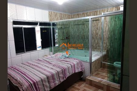 10_photo/94ce884595.ceff8192393c33de-ATLAS-bdfc749b-bccc-421b-8cf4-242ded3e276c.jpg de casa à venda com 5 quartos, 150m² em Vila Carmela II, Guarulhos