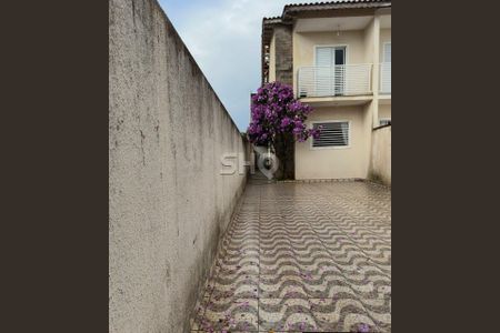 5_photo/94ce8847a5.dc8bbd111761e841-ATLAS-9630eb2a-3bb5-42ec-a54e-0ffd698f8ea6.jpg de casa à venda com 3 quartos, 225m² em Vila Nova Bonsucesso, Guarulhos