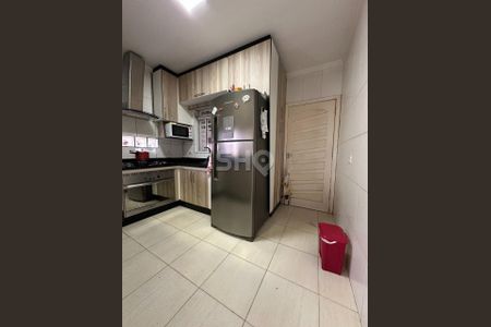 8_photo/94ce8847a5.dc8bbd111761e841-ATLAS-db86cb74-1b8e-4072-8d94-cdceb4523b83.jpg de casa à venda com 3 quartos, 225m² em Vila Nova Bonsucesso, Guarulhos