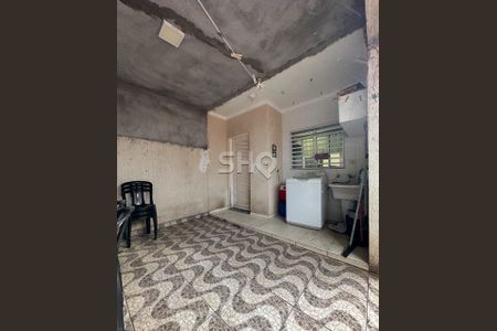 12_photo/94ce8847a5.dc8bbd111761e841-ATLAS-e501651b-e488-467c-a6f6-044f32d2feb3.jpg de casa à venda com 3 quartos, 225m² em Vila Nova Bonsucesso, Guarulhos