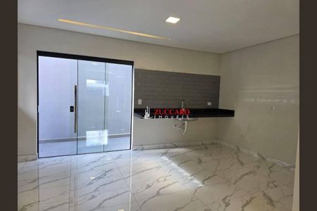 11_photo/94ce88487f.2b06d2afe20dcea3-ATLAS-31487fb3-9586-4943-b1fb-2e89dc0f4c7a.jpg de casa à venda com 3 quartos, 92m² em Vila Nova Bonsucesso, Guarulhos