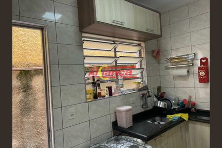 10_photo/94ce8849c5.0c6161ab2d998439-ATLAS-b80e994c-aee2-47c4-bdfd-99778a9b2731.jpg de casa à venda com 2 quartos, 150m² em Vila Nova Bonsucesso, Guarulhos