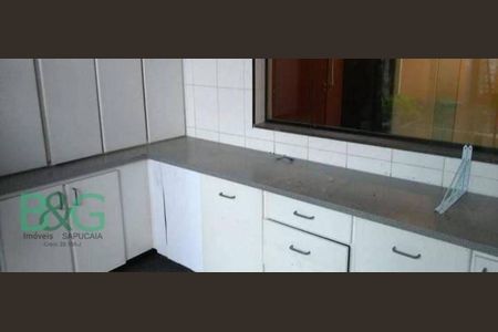 9_photo/94ce8849cd.64ac2371dd04f17e-ATLAS-c42cc4b9-5b70-4b92-86f0-8a3e08bf1a6f.jpg de casa para alugar com 3 quartos, 200m² em Vila Nova Bonsucesso, Guarulhos