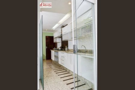 11_photo/94ce884a03.ae3d86bef28e162d-ATLAS-4b84b7ea-27e7-49ba-91cc-04e99a0ce76a.jpg de casa à venda com 3 quartos, 200m² em Vila Nova Bonsucesso, Guarulhos