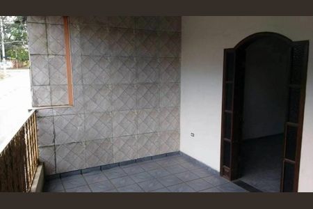 5_photo/94ce884b37.ec0cc76b869982f2-ATLAS-d28494b8-1ae3-4b0c-8f7c-6cfe66a436b6.jpg de casa à venda com 3 quartos, 175m² em Vila Nova Bonsucesso, Guarulhos
