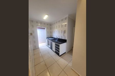 12_photo/94ce884c09.f94fdbbd132c824c-ATLAS-cd2b3396-8662-4aec-9c87-4da8846c53d7.jpg de casa à venda com 2 quartos, 45m² em Vila Nova Bonsucesso, Guarulhos