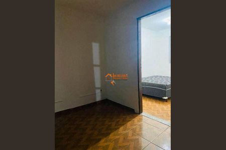 8_photo/94ce884c09.fe6cd8ddf4af9c33-ATLAS-e2c1b0d6-7d56-4581-9132-208b021db1ff.jpg de casa à venda com 2 quartos, 45m² em Vila Nova Bonsucesso, Guarulhos